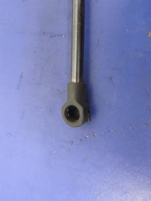 Амортизатор крышки багажника левый PRIUS - 30 09-17 2013 ZVW30 1.8 2ZRFXE