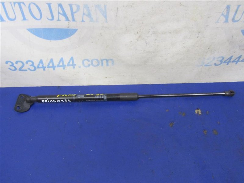 Амортизатор крышки багажника правый TOYOTA PRIUS - 30 09-17 2013 ZVW30 1.8 2ZRFXE 68950-0W542 Б/У