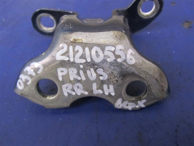 Петля двери верхняя задняя левая PRIUS - 30 09-17 2013 ZVW30 1.8 2ZRFXE