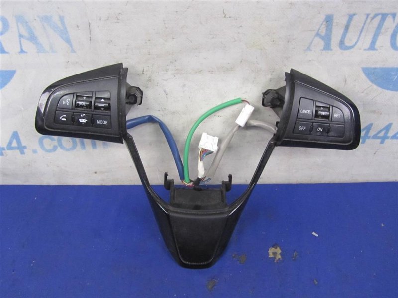 Запчасть кнопки на руль MAZDA CX-9 06-16 2010 Внедорожник 3.7 TE71-66-4M0 Б/У Кнопки на руль MAZDA CX-9 06-16 2010 Внедорожник 3.7 TE71-66-4M0 Б/У