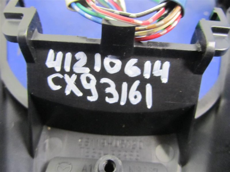 Кнопки на руль CX-9 06-16 2010 Внедорожник 3.7 Кнопки на руль CX-9 06-16 2010 Внедорожник 3.7