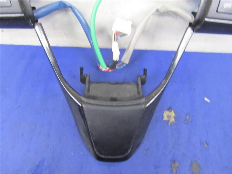 Кнопки на руль CX-9 06-16 2010 Внедорожник 3.7 Кнопки на руль CX-9 06-16 2010 Внедорожник 3.7