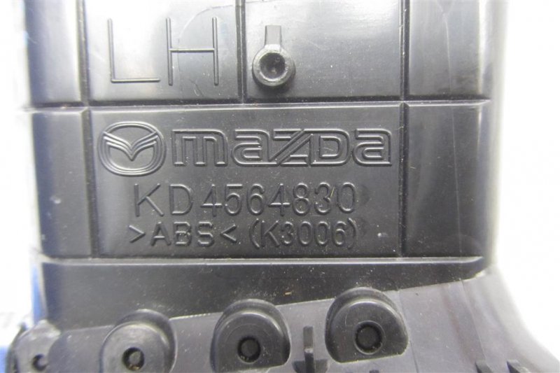 Дефлектор воздушный левый MAZDA 6 GJ 12-