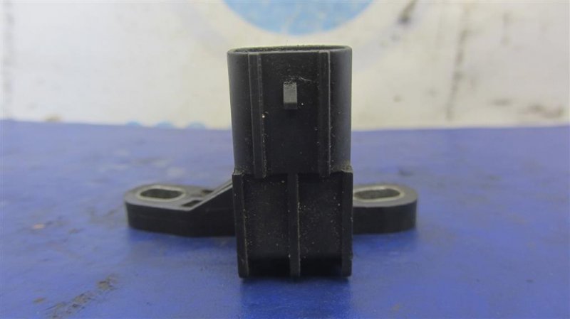 Датчик положения коленвала CX-7 06-12 2.3