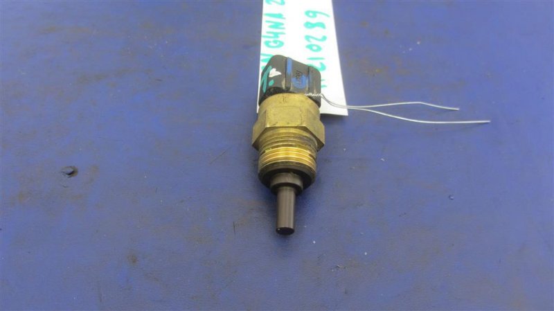 Датчик температуры охлаждающей жидкости HYUNDAI TUCSON TL 15-20 2.0 39220-38030 Б/У