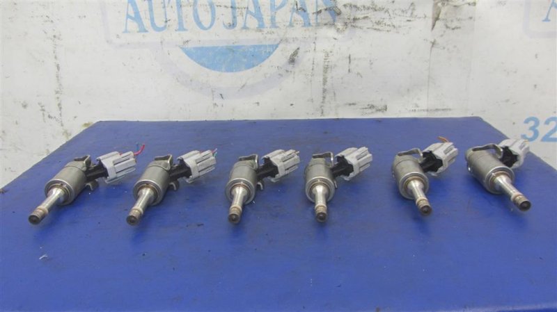 Форсунка топливная Q50 15-20 2016 Седан 3.0 VR30DDTT Форсунка топливная Q50 15-20 2016 Седан 3.0 VR30DDTT