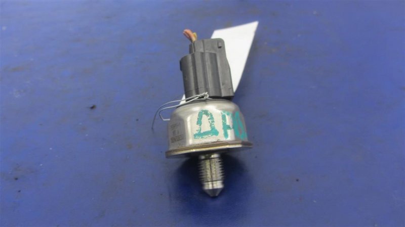 Датчик давления топлива INFINITI Q50 15-20 2016 Седан 3.0 VR30DDTT 16638-5CA0A Б/У