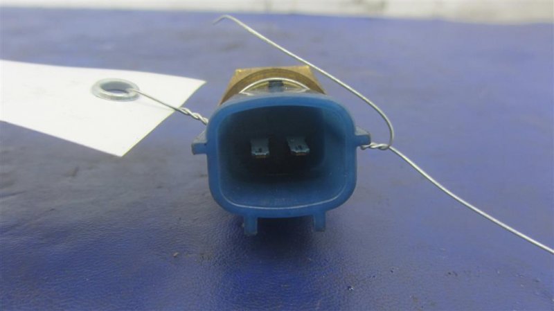 Датчик температуры охлаждающей жидкости Q50 15-20 2016 Седан 3.0 VR30DDTT Датчик температуры охлаждающей жидкости Q50 15-20 2016 Седан 3.0 VR30DDTT