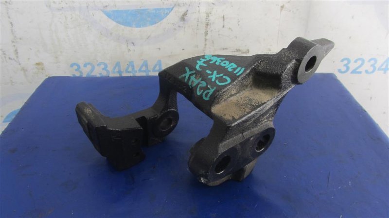 Кронштейн КПП MAZDA CX-7 06-12 2.2D EH64-39-010 Б/У