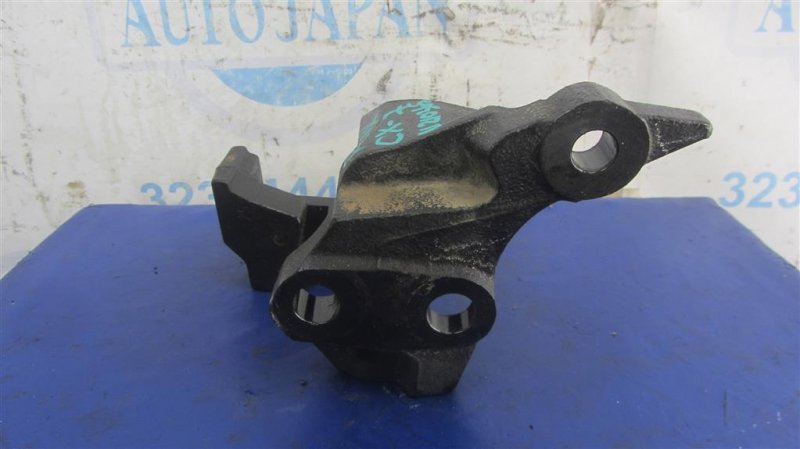 Кронштейн КПП MAZDA CX-7 06-12 2.2D