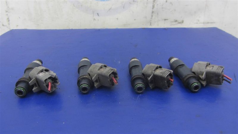 Форсунка топливная SUBARU FORESTER 12-19 2013 Внедорожник 2.5 16611AA820 Б/У