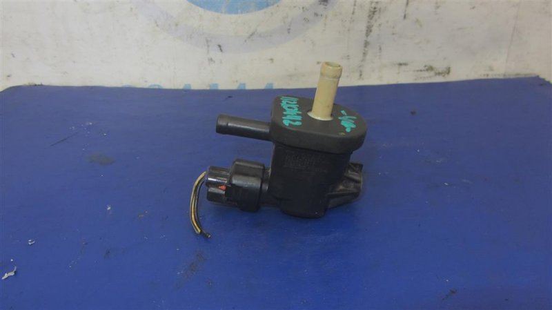 Клапан электромагнитный (вакуумный) TOYOTA CAMRY 40 06-11 90910-12276 Б/У