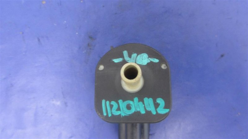 Клапан электромагнитный (вакуумный) CAMRY 40 06-11