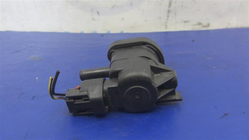 Клапан электромагнитный (вакуумный) CAMRY 40 06-11