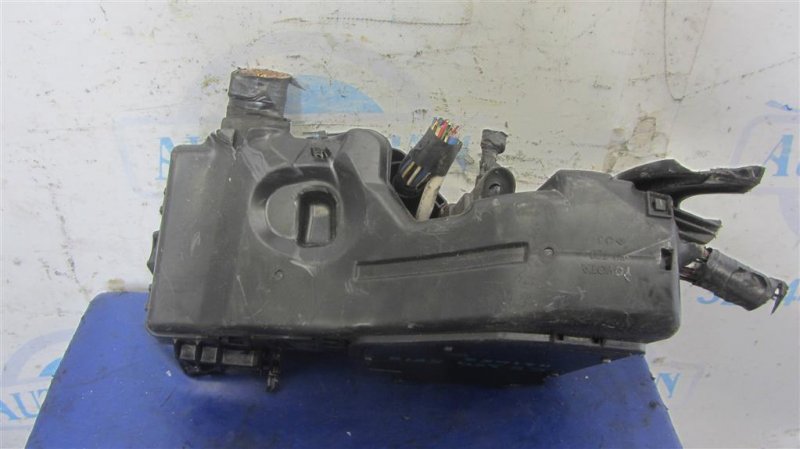 Блок предохранителей моторный отсек ES350 06-12 2007 Седан 3.5 Блок предохранителей моторный отсек ES350 06-12 2007 Седан 3.5