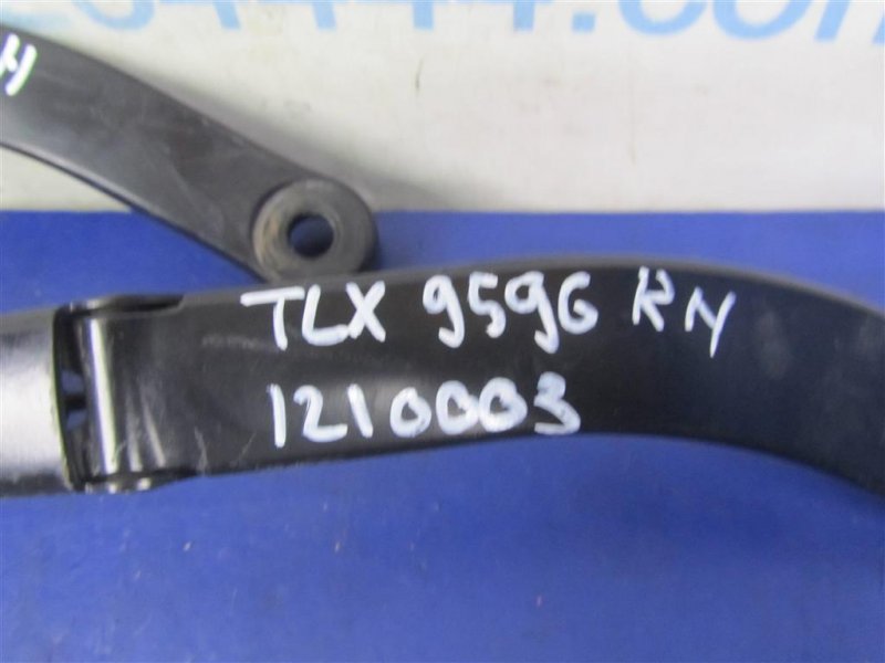 Поводок стеклоочистителя передний TLX 14-17 2014 Седан 2.4