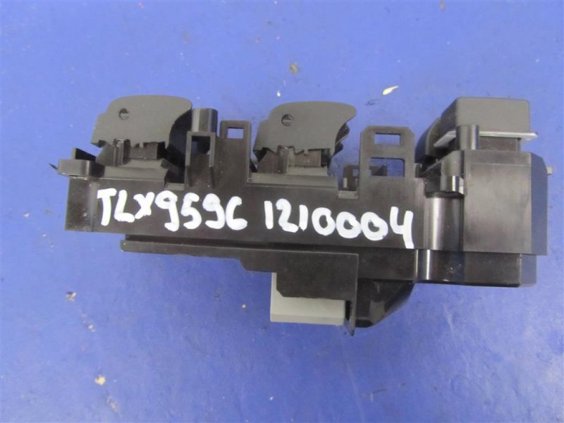 Блок управления стеклоподъемниками передний левый TLX 14-17 2014 Седан 2.4
