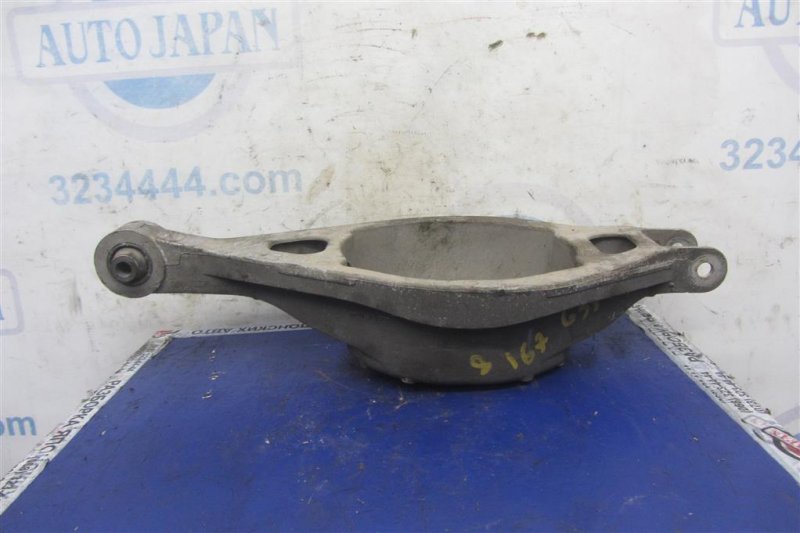 Рычаг задней подвески поперечный нижний задний левый G25/G35/G37/Q40 06-14 2008 Седан 3.5 VQ35HR