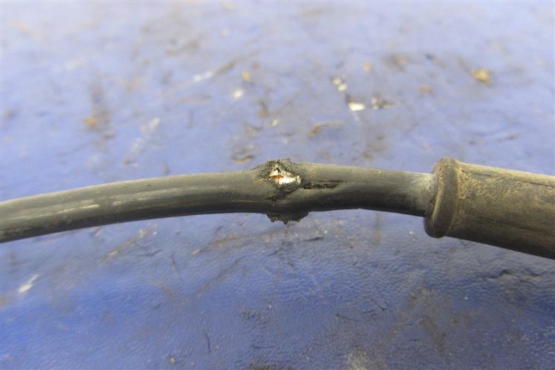 Датчик ABS передний правый G35 03-07