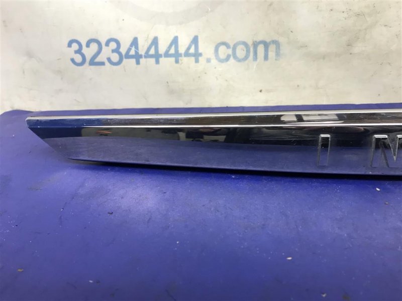 Панель подсветки номера INFINITI Q50 15-20