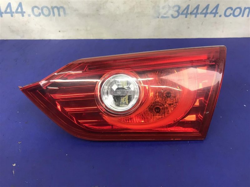 Запчасть фонарь внутренний задний правый INFINITI Q50 15-20 26550-4HB1C Б/У Фонарь внутренний задний правый INFINITI Q50 15-20 26550-4HB1C Б/У