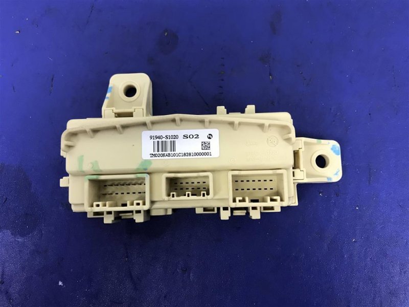 Блок предохранителей салон HYUNDAI SANTA FE (TM) 18-23 91940-S1020 Б/У