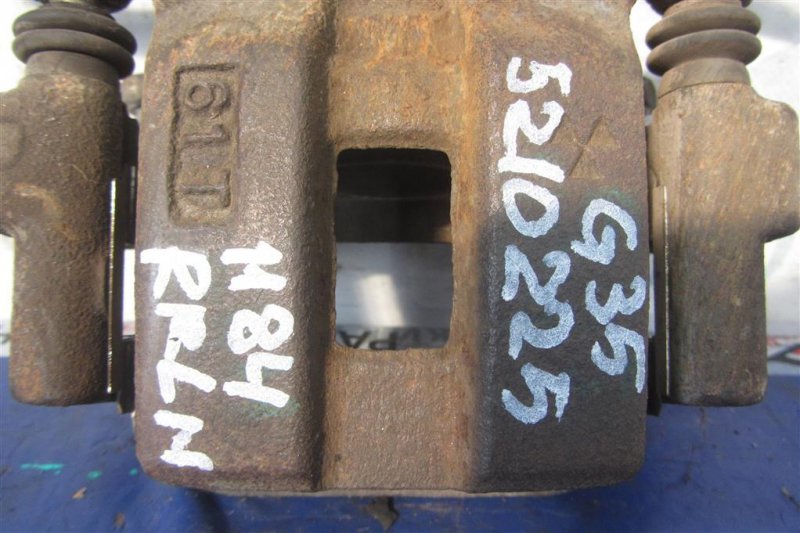 Суппорт тормозной задний левый G35 03-07 2006 Седан 3.5