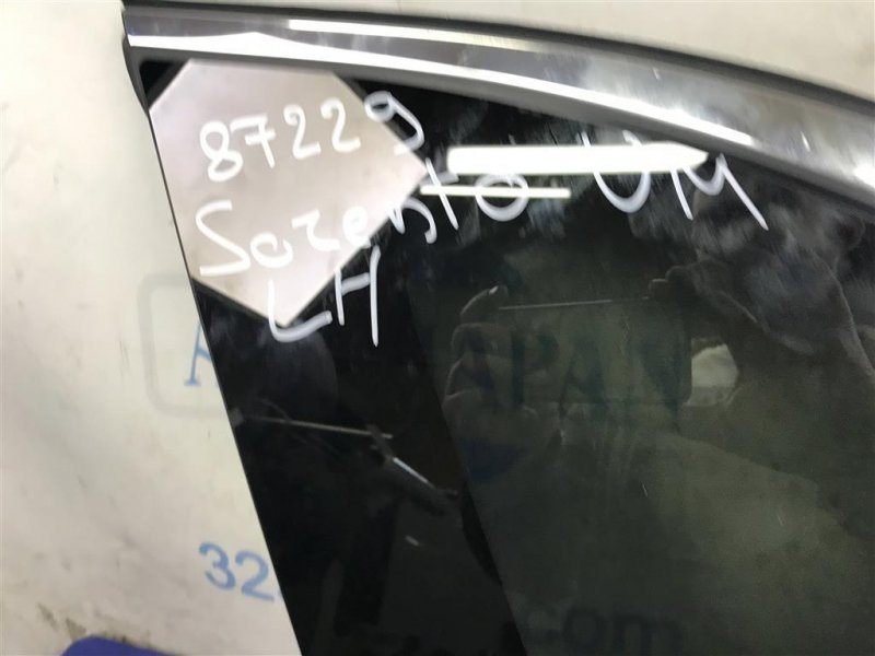 Стекло в кузов заднее левое SORENTO UM 14- Стекло в кузов заднее левое SORENTO UM 14-