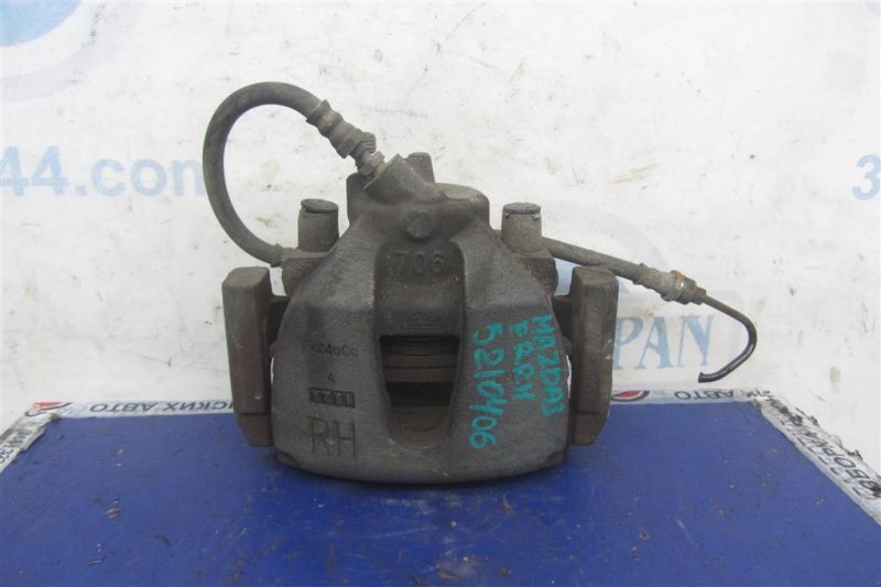 Суппорт тормозной передний правый MAZDA 3 BL 09-13 BPYK-33-61XB Б/У