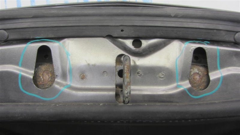 Капот 3 BL 09-13 Капот 3 BL 09-13