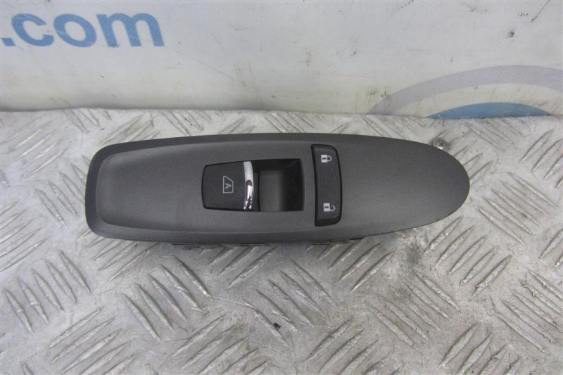 Кнопка стеклоподъемника передняя правая INFINITI Q50 15-20 2016 Седан 3.0 VR30DDTT 25411-4GA1A Б/У