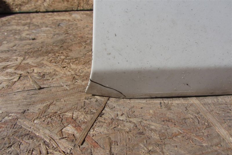 Дверь передняя правая SENTRA (B16) 06–12