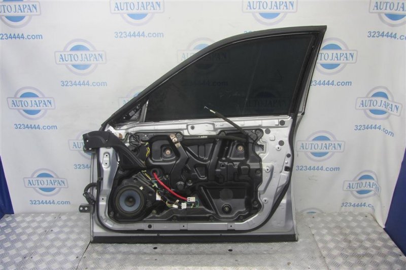Дверь передняя правая G35 03-07