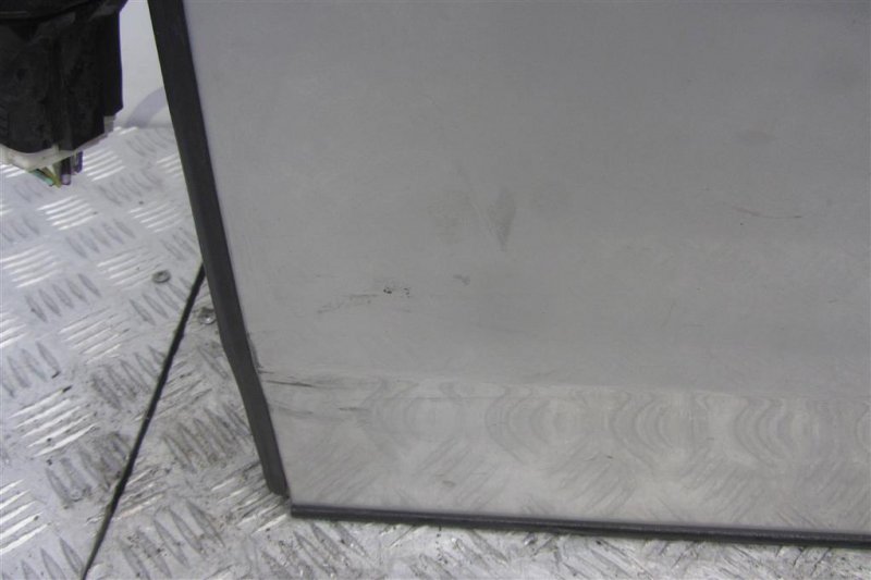 Дверь задняя левая G35 03-07 2006 Седан 3.5