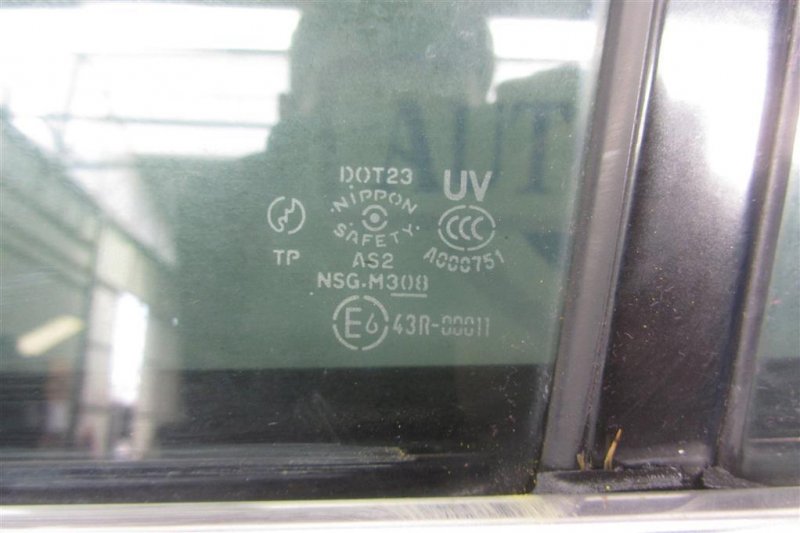 Дверь задняя левая G25/G35/G37/Q40 06-14 2007 Седан 3.5 VQ35HR