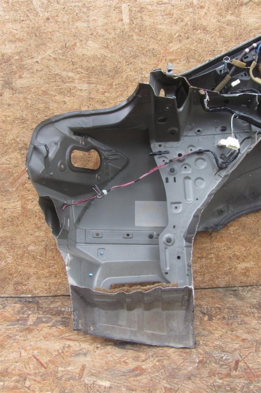 Четверть кузова задняя левый G25/G35/G37/Q40 06-14 2007 Седан 3.5 VQ35HR Четверть кузова задняя левый G25/G35/G37/Q40 06-14 2007 Седан 3.5 VQ35HR