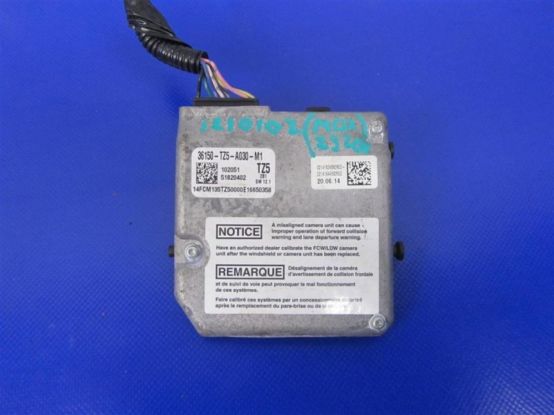 Камера переднего вида MDX (YD3) 13-21 2014 Внедорожник 3.5