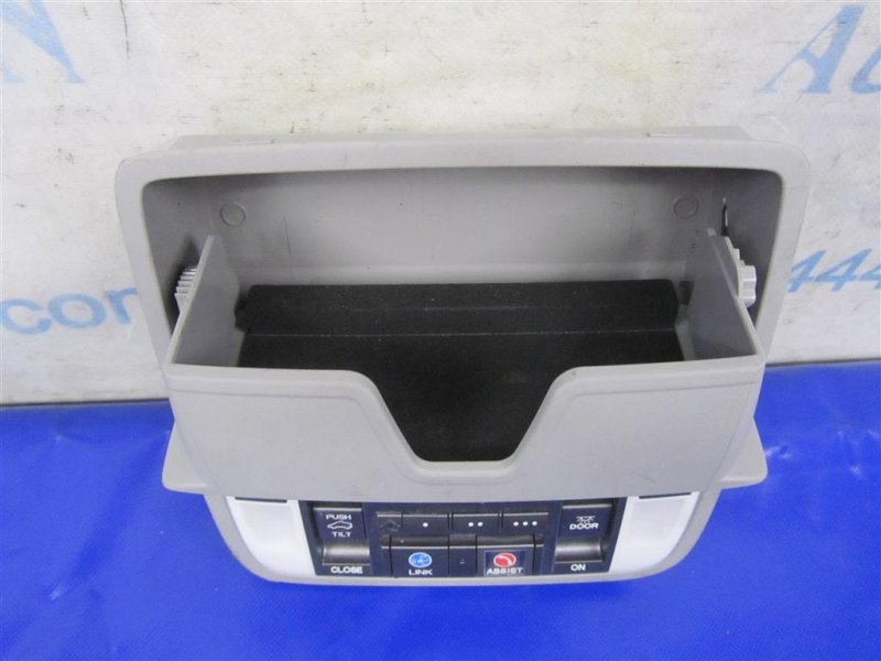 Плафон салона MDX (YD3) 13-21 2014 Внедорожник 3.5 Плафон салона MDX (YD3) 13-21 2014 Внедорожник 3.5