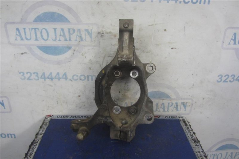 Кулак поворотный передний левый NISSAN TEANA J32 08-14 40015-JA00A Б/У