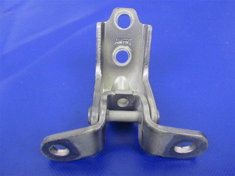 Петля двери нижняя задняя левая KIA SOUL PS 13-19 PS 2.0 Петля двери нижняя задняя левая KIA SOUL PS 13-19 PS 2.0