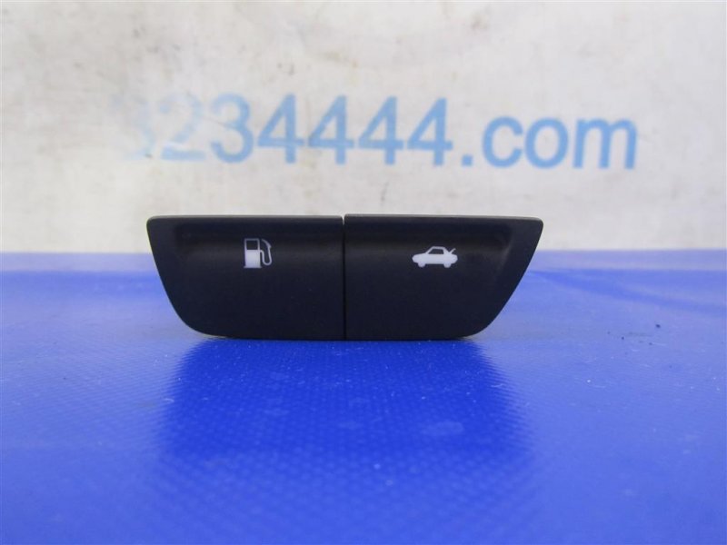 Запчасть кнопка открывания багажника внутренняя ACURA TLX 14-17 2016 Седан 3.5 35800-TZ3-A01 Б/У Кнопка открывания багажника внутренняя ACURA TLX 14-17 2016 Седан 3.5 35800-TZ3-A01 Б/У