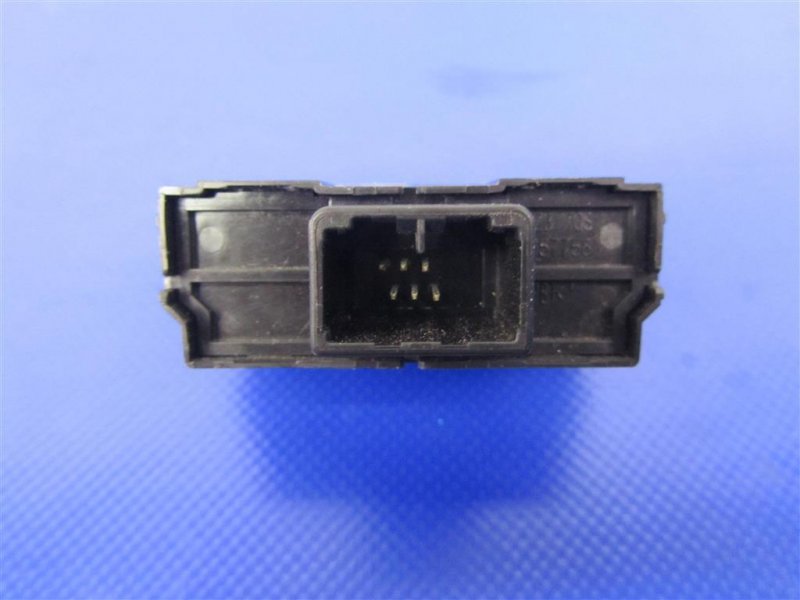 Кнопка открывания багажника внутренняя TLX 14-17 2016 Седан 3.5 Кнопка открывания багажника внутренняя TLX 14-17 2016 Седан 3.5