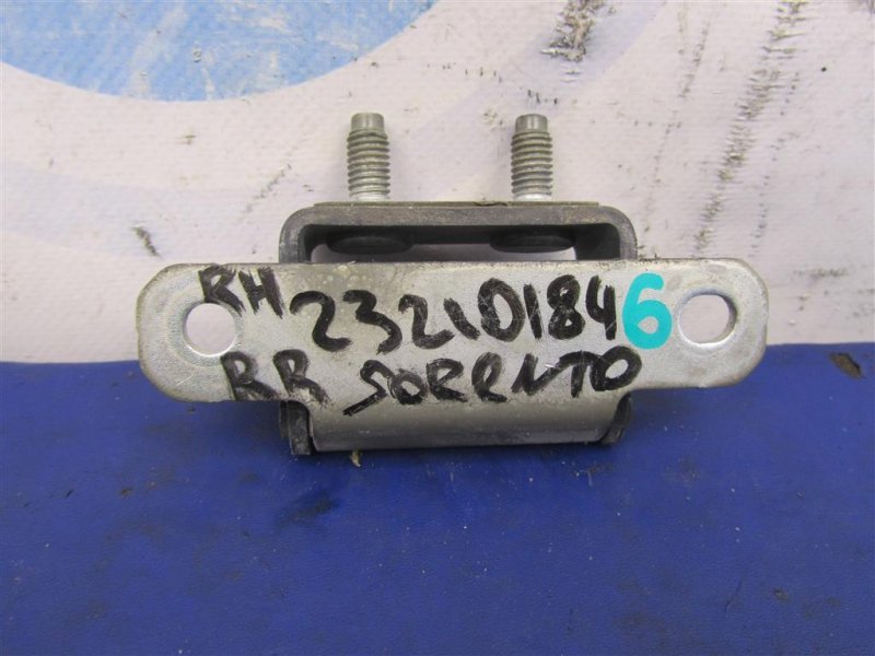 Петля крышки багажника правая KIA SORENTO XM 09-14 2012 Внедорожник 2.4 79710-2E000 Б/У