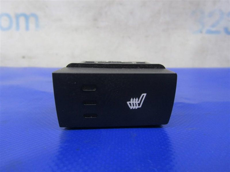 Кнопка обогрева сидений правая KIA SORENTO XM 09-14 2012 Внедорожник 2.4 93742-1U000 Б/У