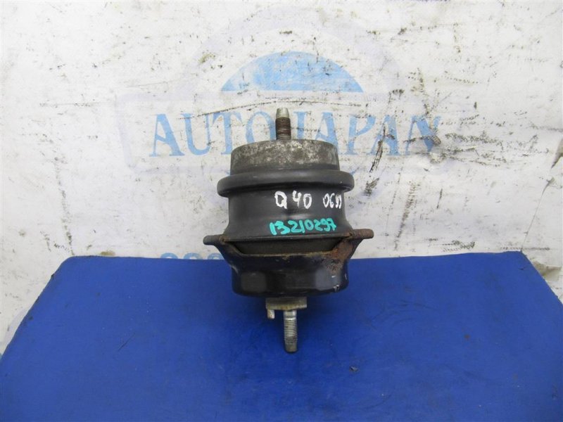 Подушка двигателя правая INFINITI G25/G35/G37/Q40 06-14 2014 Седан 3.7 VQ37VHR 11220-1BA0A Б/У