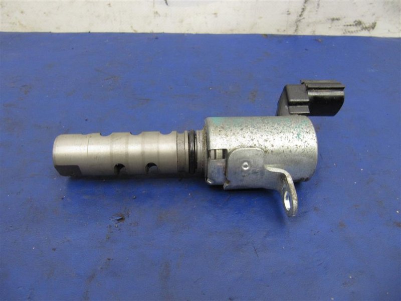 Клапан изменения фаз ГРМ TOYOTA SIENNA 11-16 2012 GSL30 3.5 2GR-FE 15330-0P020 Б/У