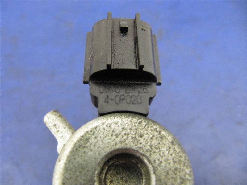 Клапан изменения фаз ГРМ TOYOTA SIENNA 11-16 GSL30 3.5 2GR-FE