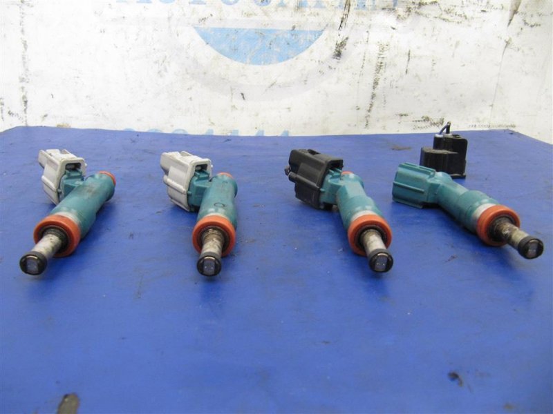 Форсунка топливная PRIUS - 30 09-17 2013 ZVW30 1.8 2ZRFXE Форсунка топливная PRIUS - 30 09-17 2013 ZVW30 1.8 2ZRFXE