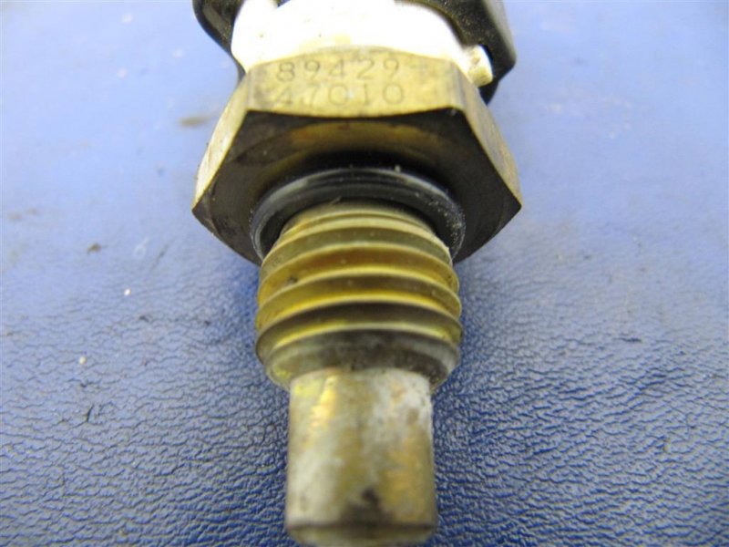 Датчик температуры охлаждающей жидкости PRIUS - 30 09-17 2013 ZVW30 1.8 2ZRFXE