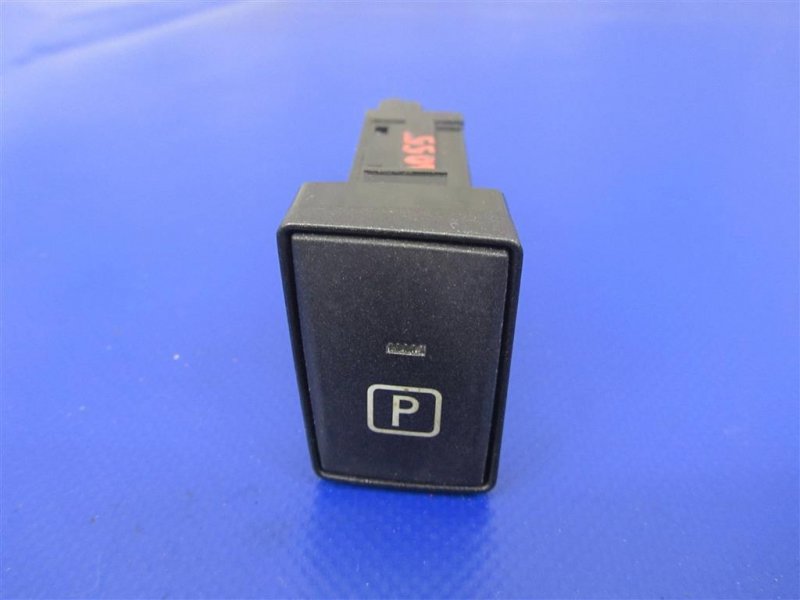 Кнопка стояночного тормоза LEXUS CT200 11-17 2012 Хетчбек 1.8 84718-76020 Б/У